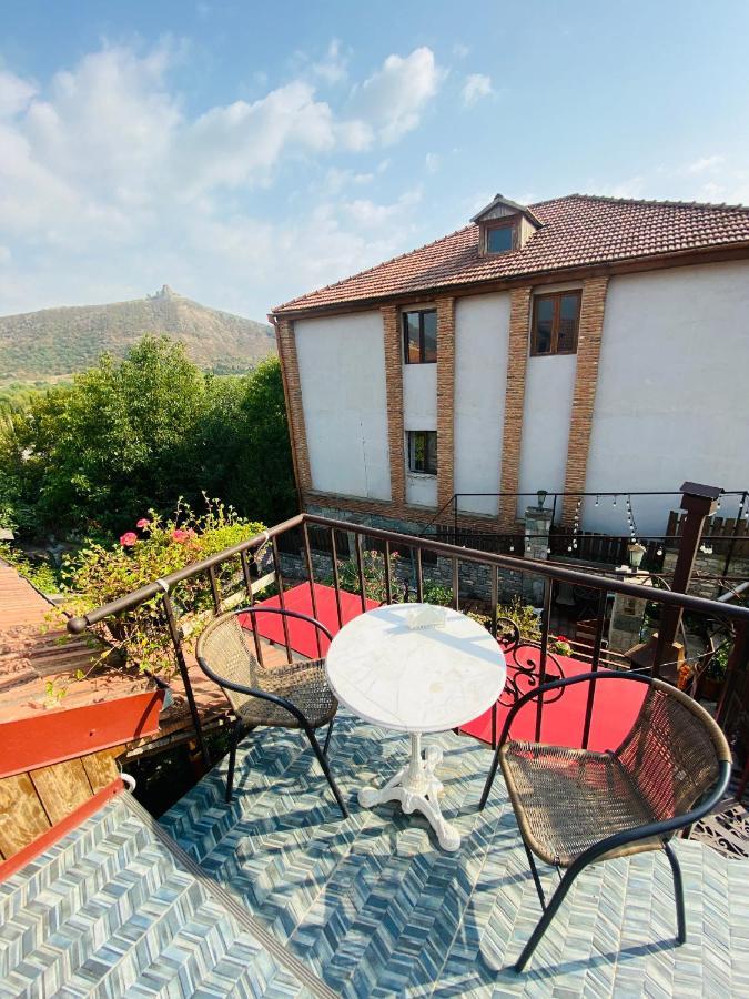 Tatin - Hotel & Cafe In Mtsʼkhetʼa Eksteriør billede