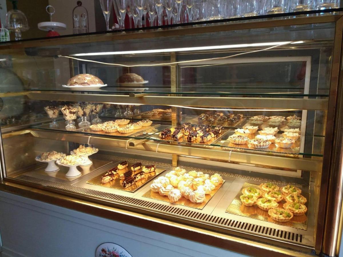 Tatin - Hotel & Cafe In Mtsʼkhetʼa Eksteriør billede
